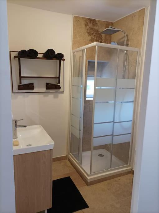 L Atelier De Raymond Aparthotel Verfeuil Ngoại thất bức ảnh