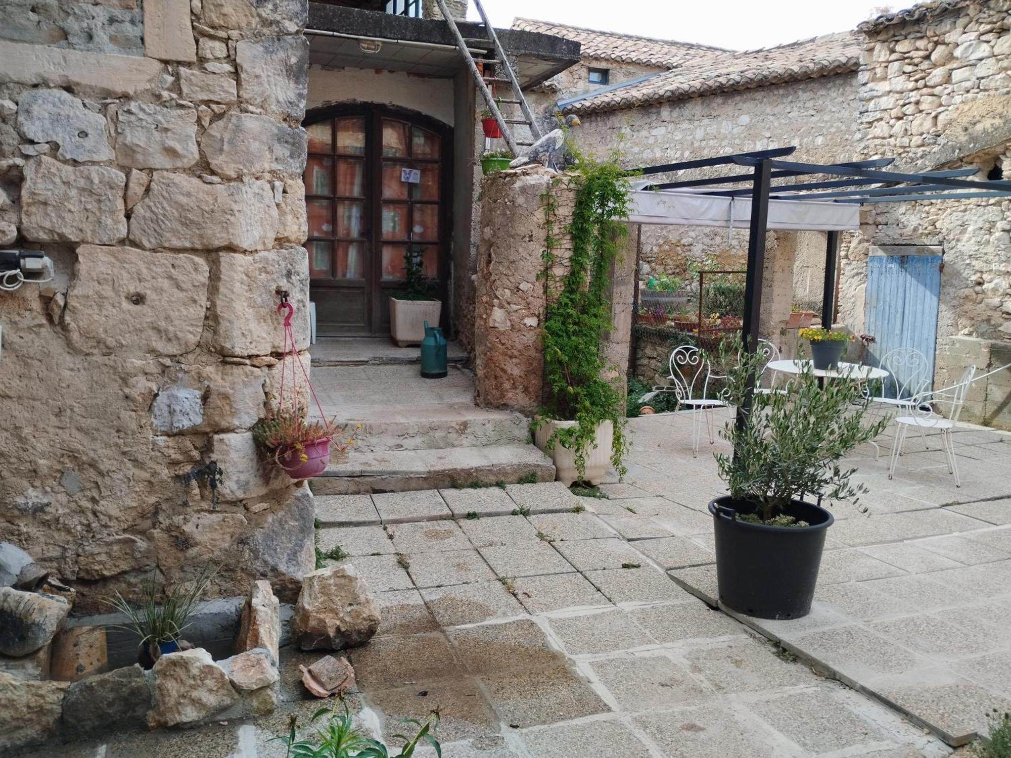 L Atelier De Raymond Aparthotel Verfeuil Phòng bức ảnh
